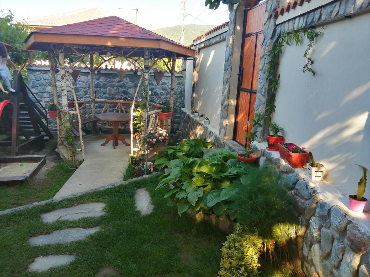 Dariya Guest House Saparewa Banja Exterior foto